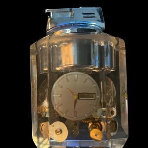 Vintage 70’s lucite watch parts tAble light